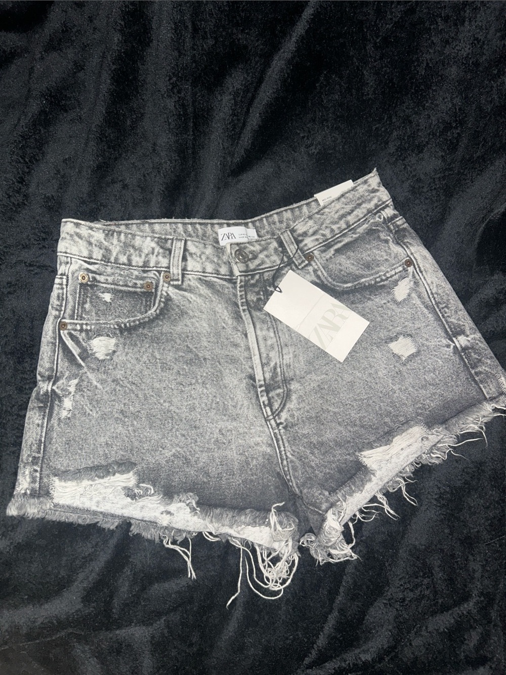 Zara Gray Acid-Wash Distressed Mid-Rise Frayed Denim Shorts